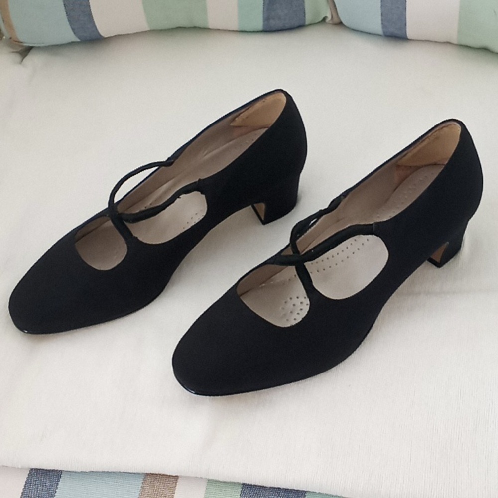 Trotters Women's Heels Size 7 1/2
